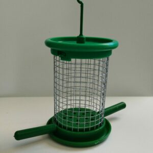 Cacahuetero.  Malla electrosoltada : Perfecto para colocar frutos secos en invierno, cacahuetes, nueces, bolas de grasa e incluso para poner el pelo en temporada de cria en voladeras