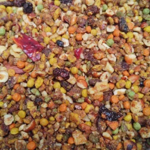 Tutti Nutti. Bird supreme.  Frutos secos y fruta ideal para loros pequeños y grandes